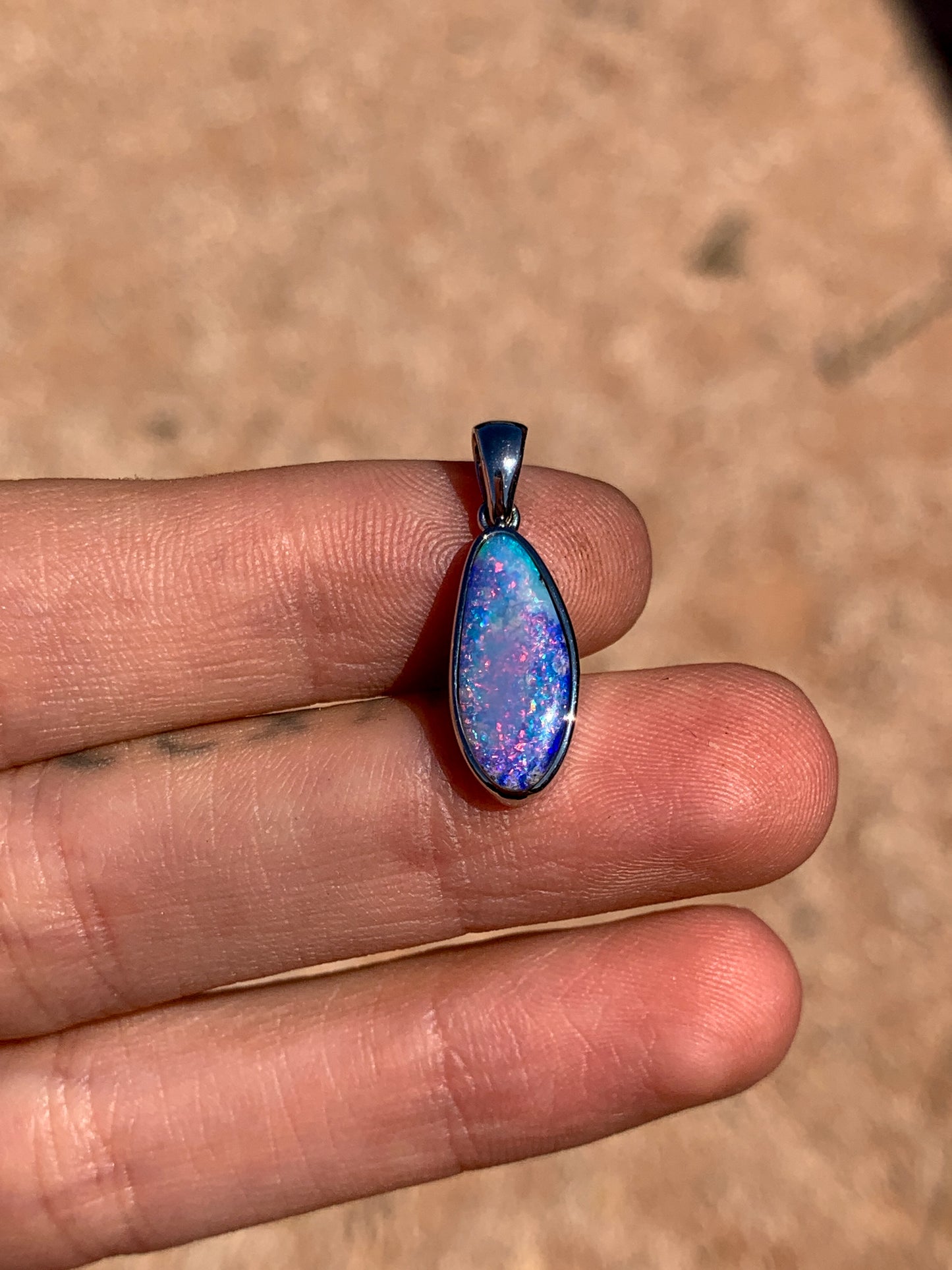 18k white gold Boulder Opal pendant