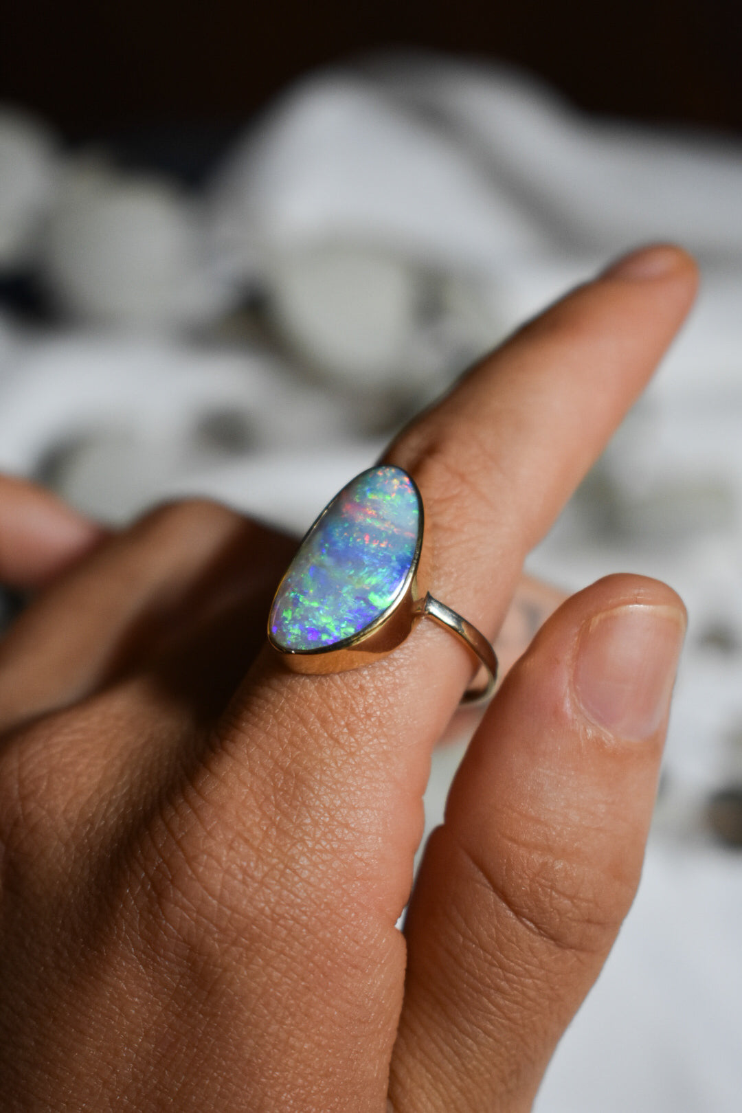14K solid gold crystal Opal ring - size 10
