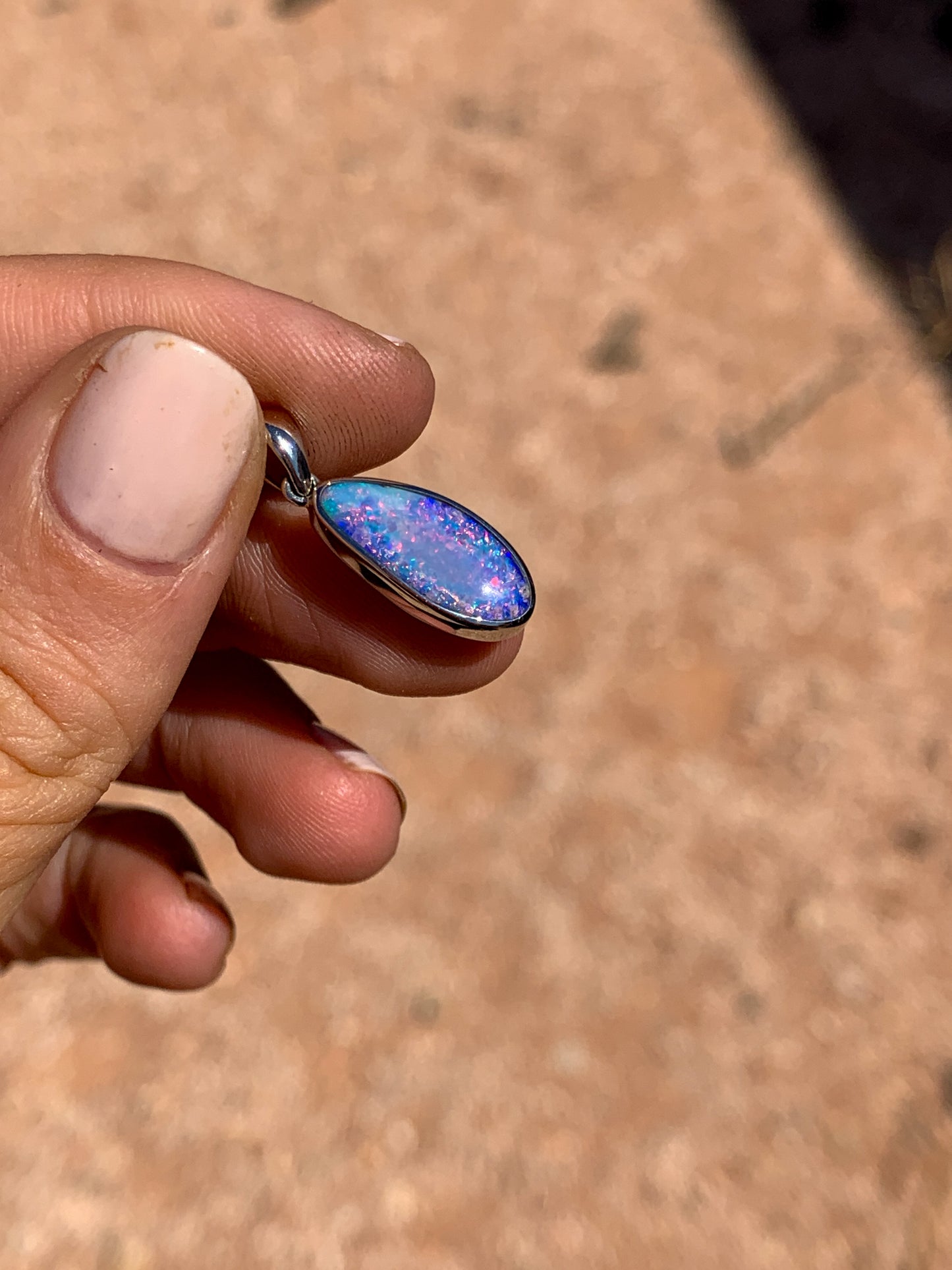 18k white gold Boulder Opal pendant