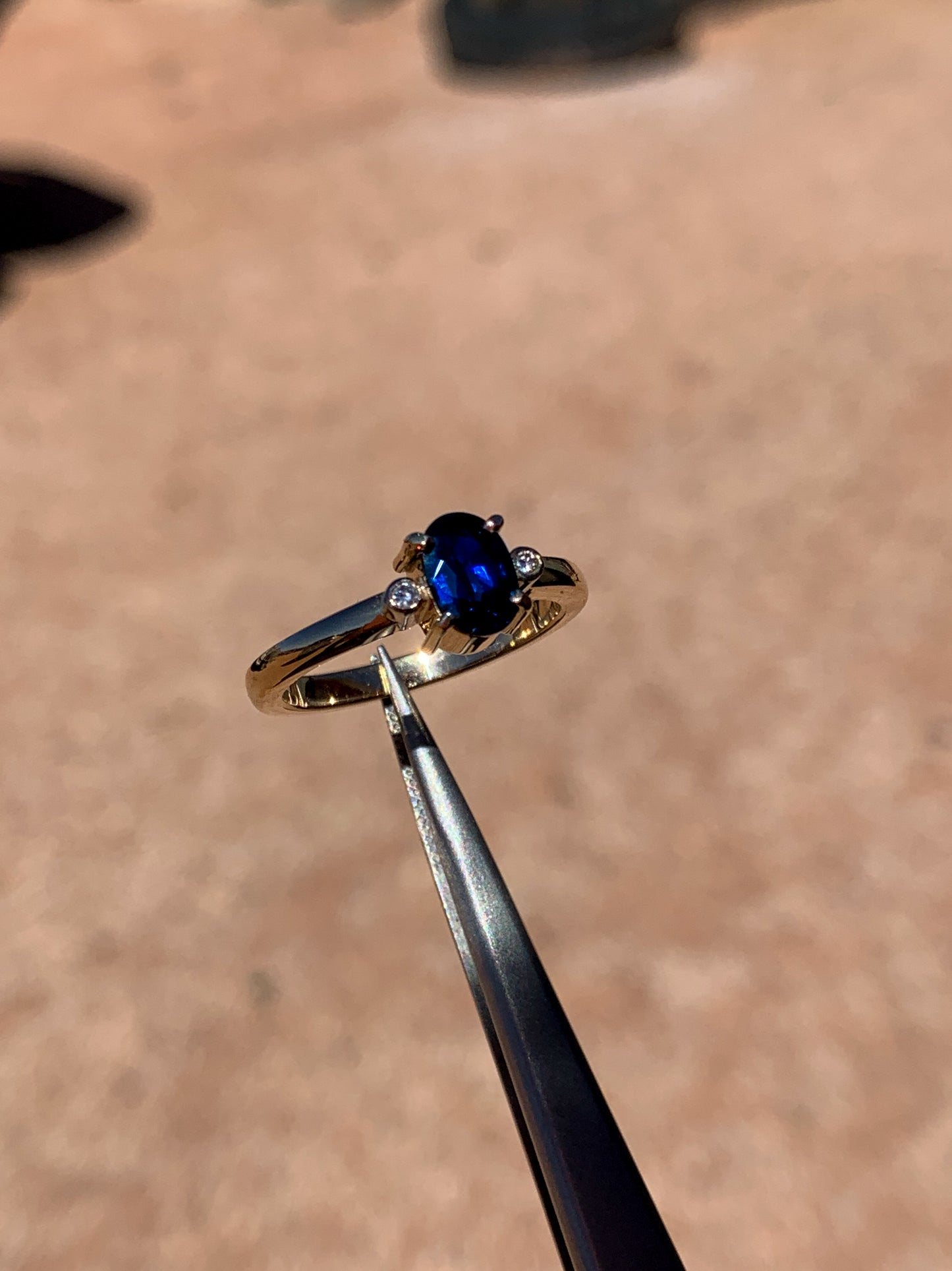 9k yellow gold Royal Blue Sapphire & Diamonds - size 8