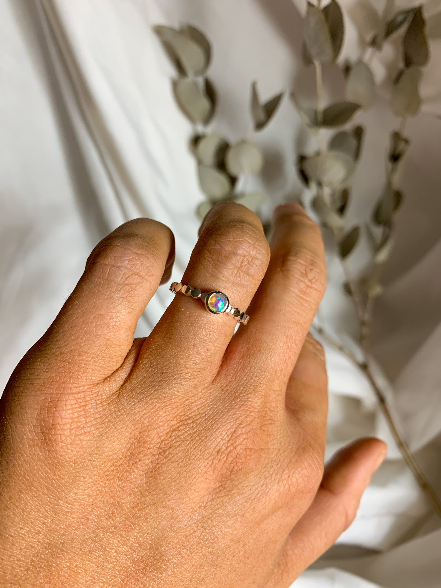 Opal with pressed beaded band - Size 5