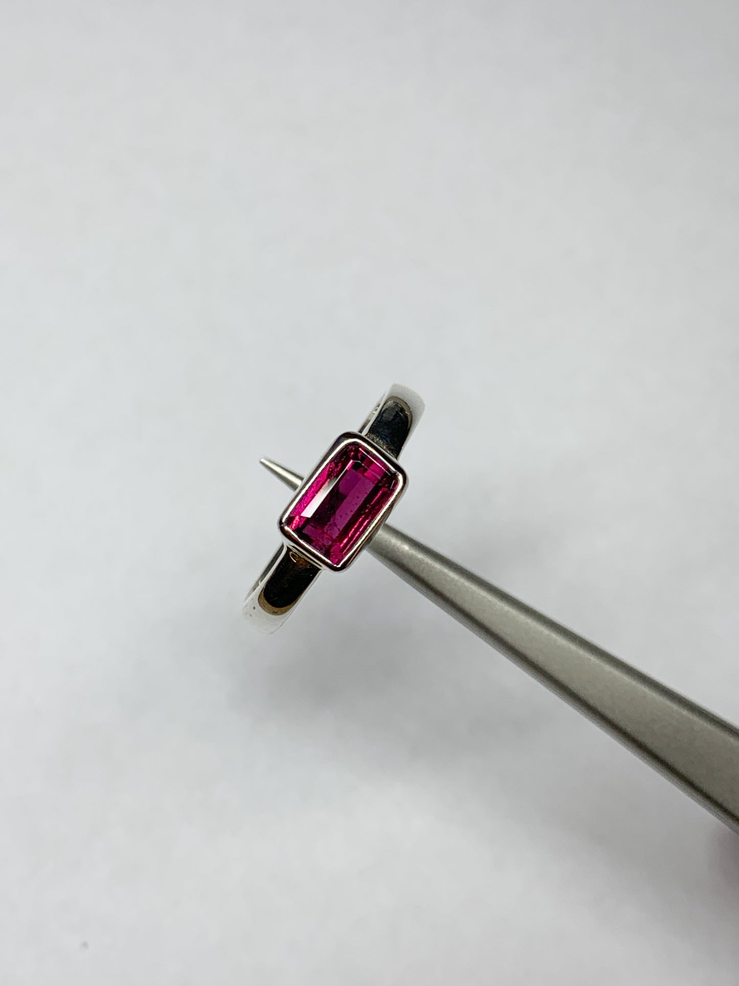 Rhodolite Garnet size 9