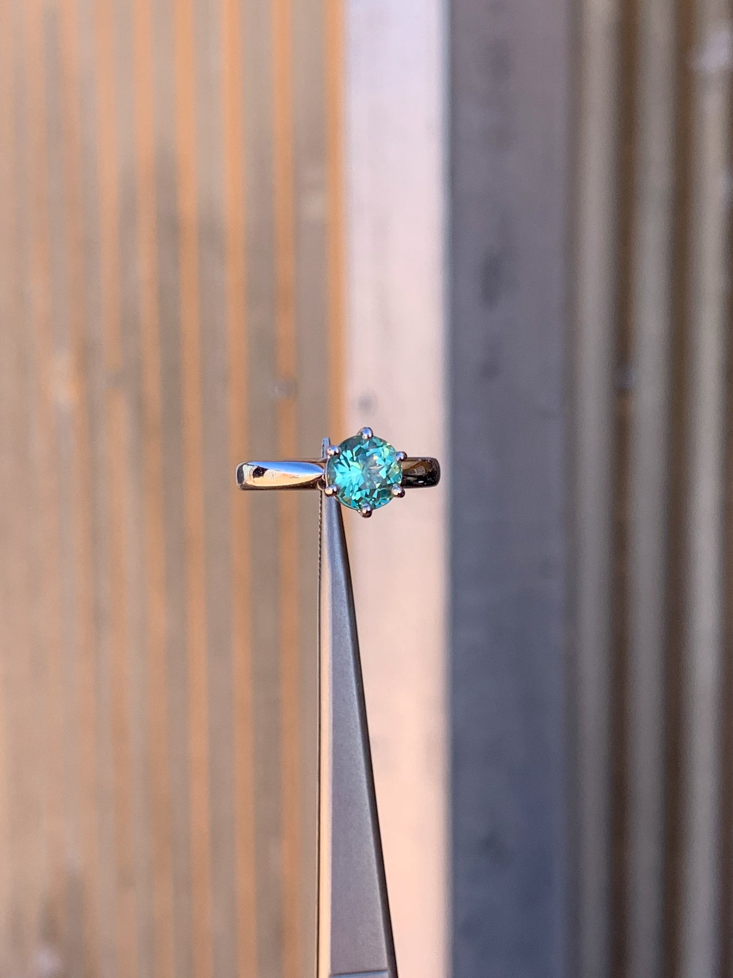 18k white gold Tourmaline - size 7