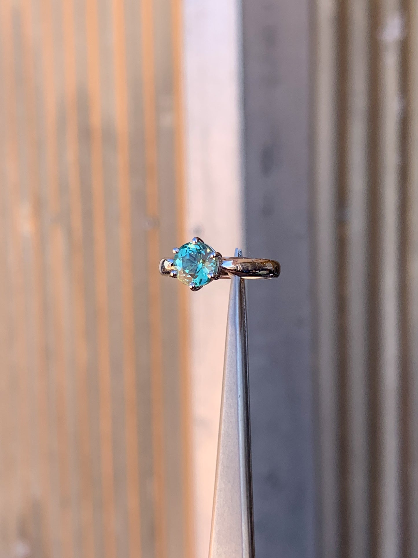 18k white gold Tourmaline - size 7