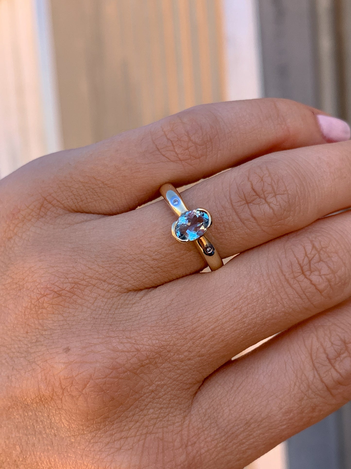 9k yellow gold Aquamarine & Diamonds - size 8