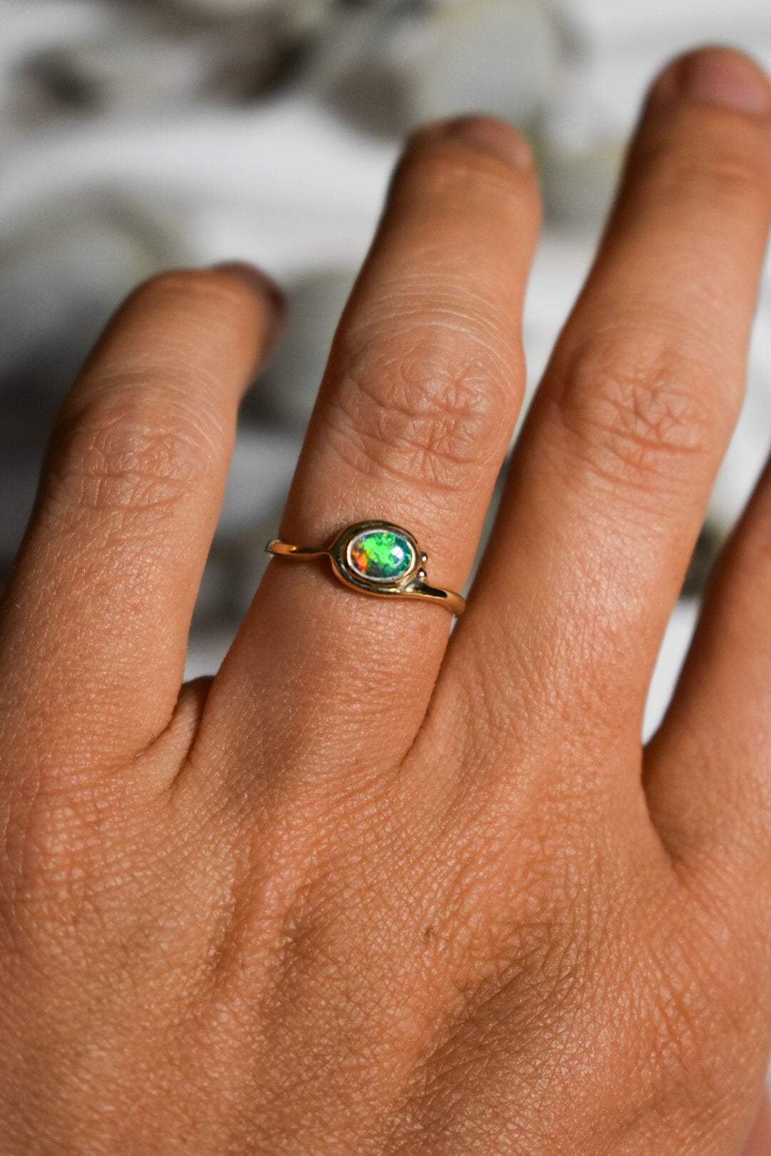 14K solid gold black Opal ring - size 5