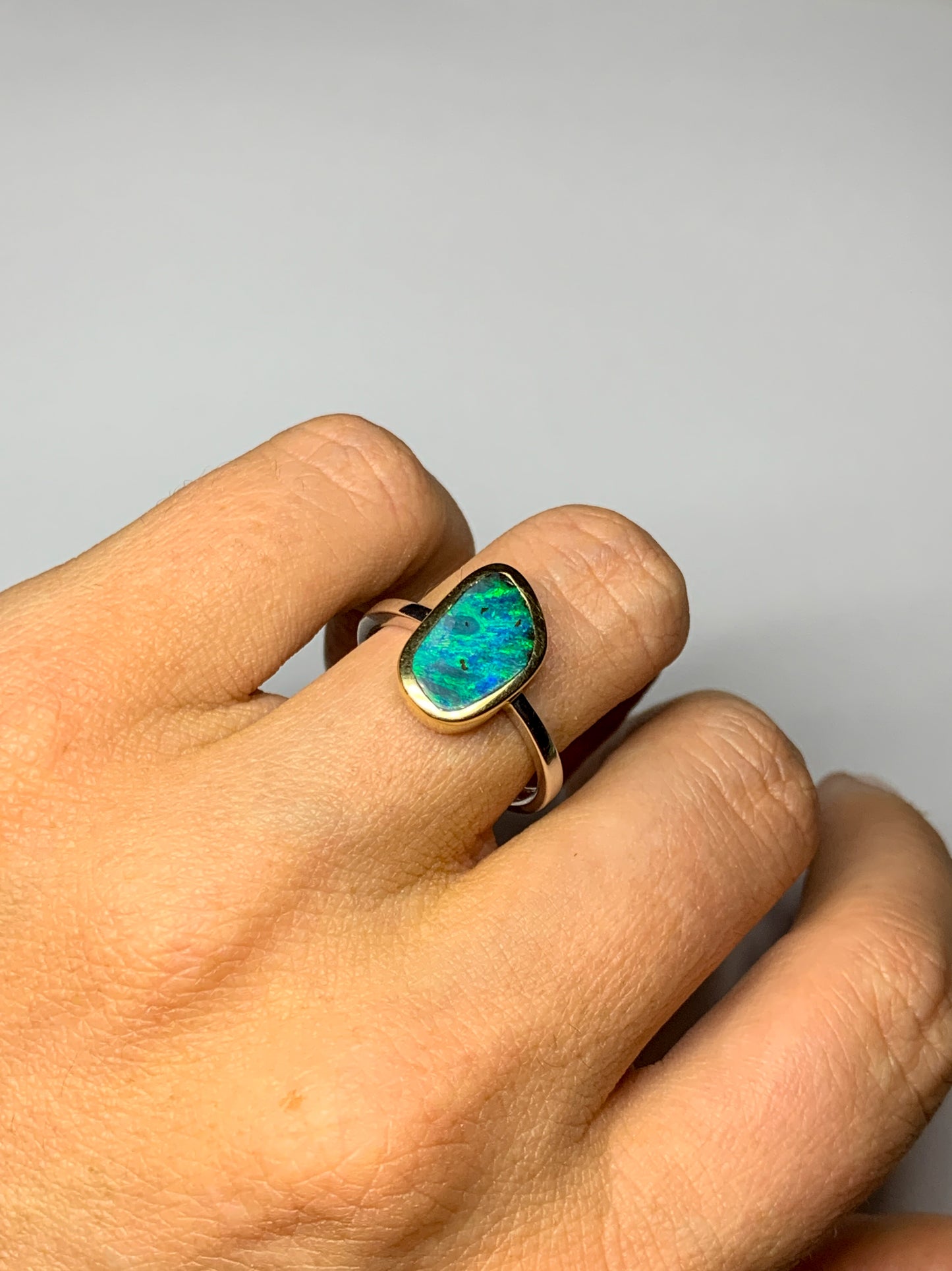 Boulder Opal 2 tone 14k yellow gold & 14k white gold - size 8