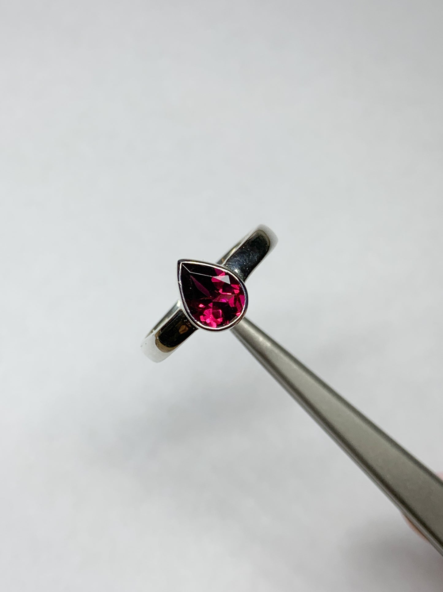 Rhodolite Garnet size 8