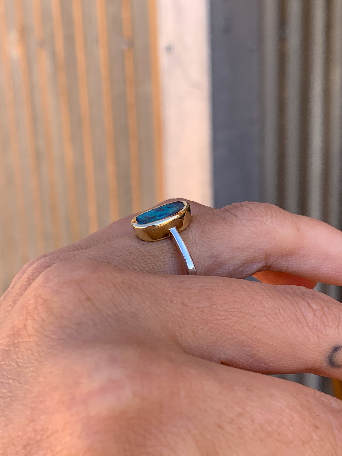 Boulder Opal 2 tone 14k yellow gold & 14k white gold - size 8