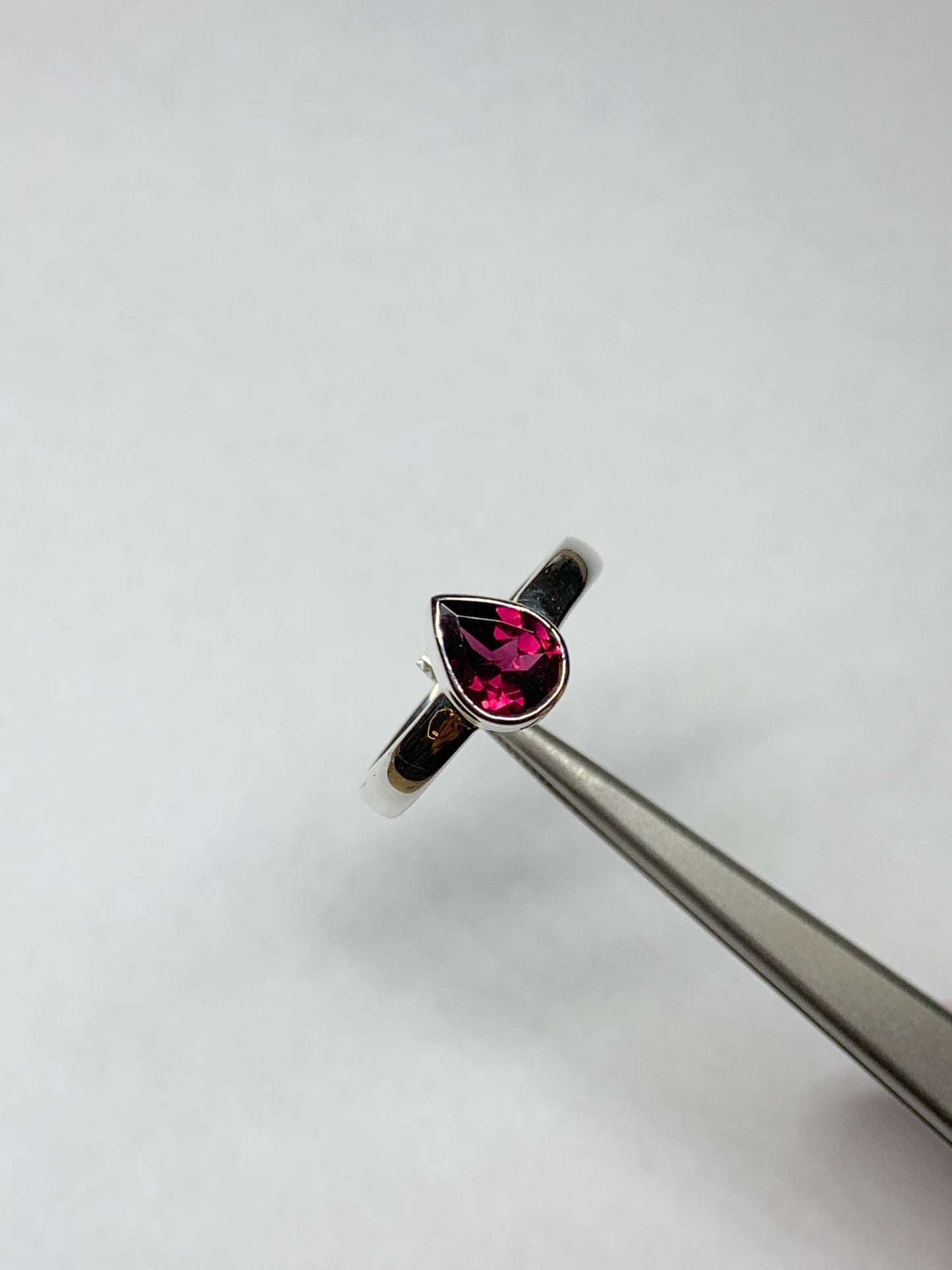 Rhodolite Garnet size 8