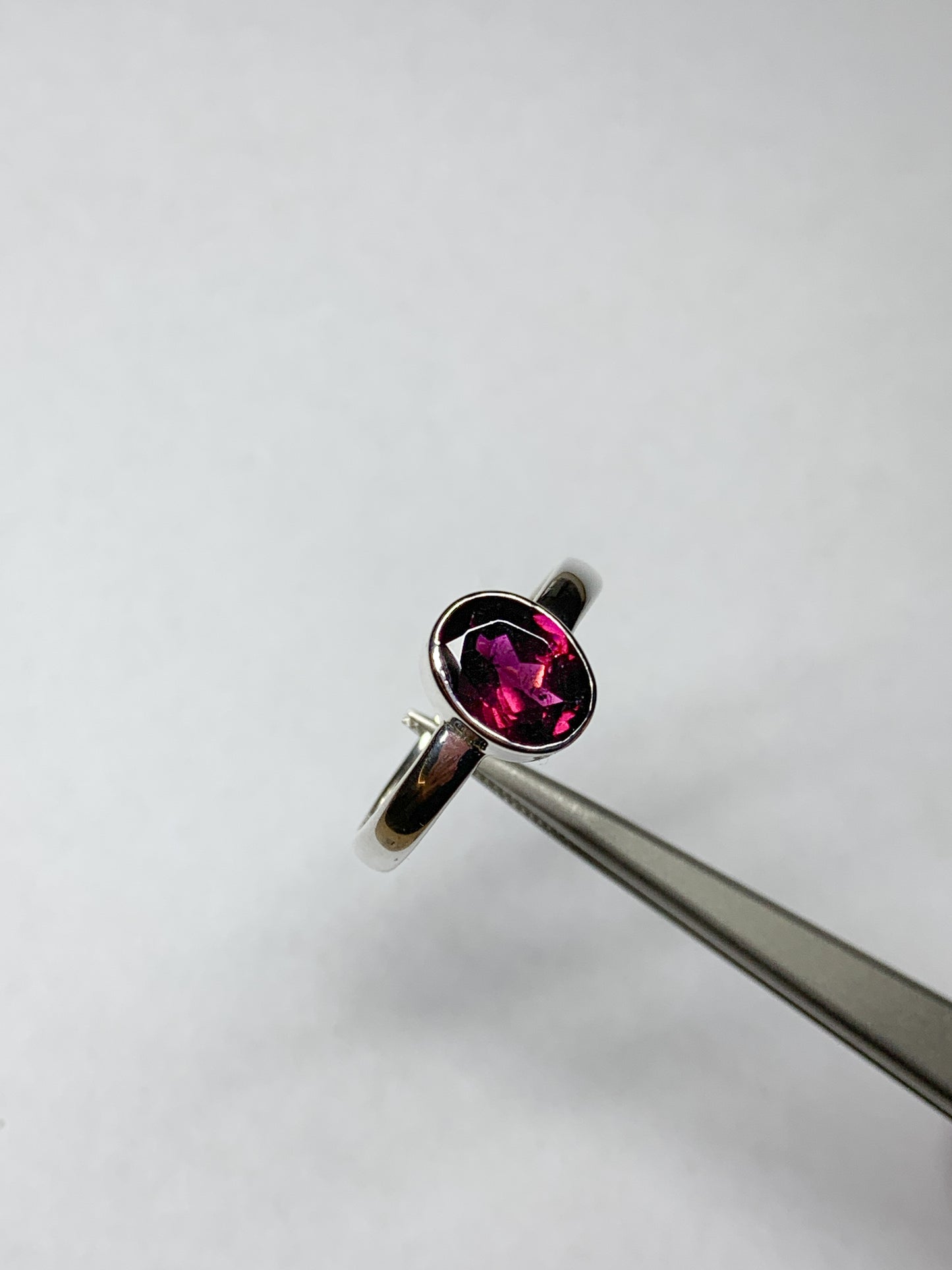 Rhodolite Garnet size 11