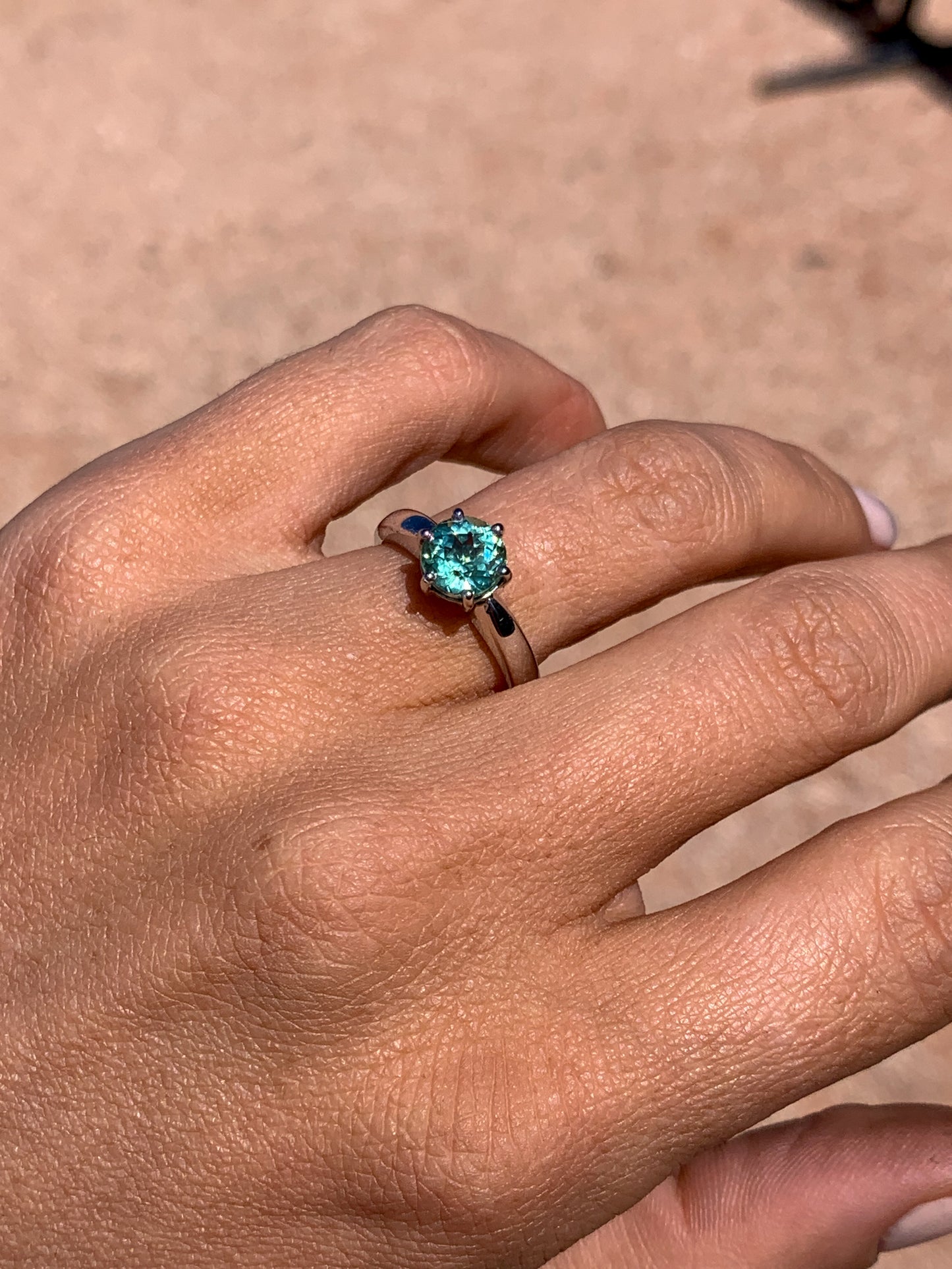 18k white gold Tourmaline - size 7
