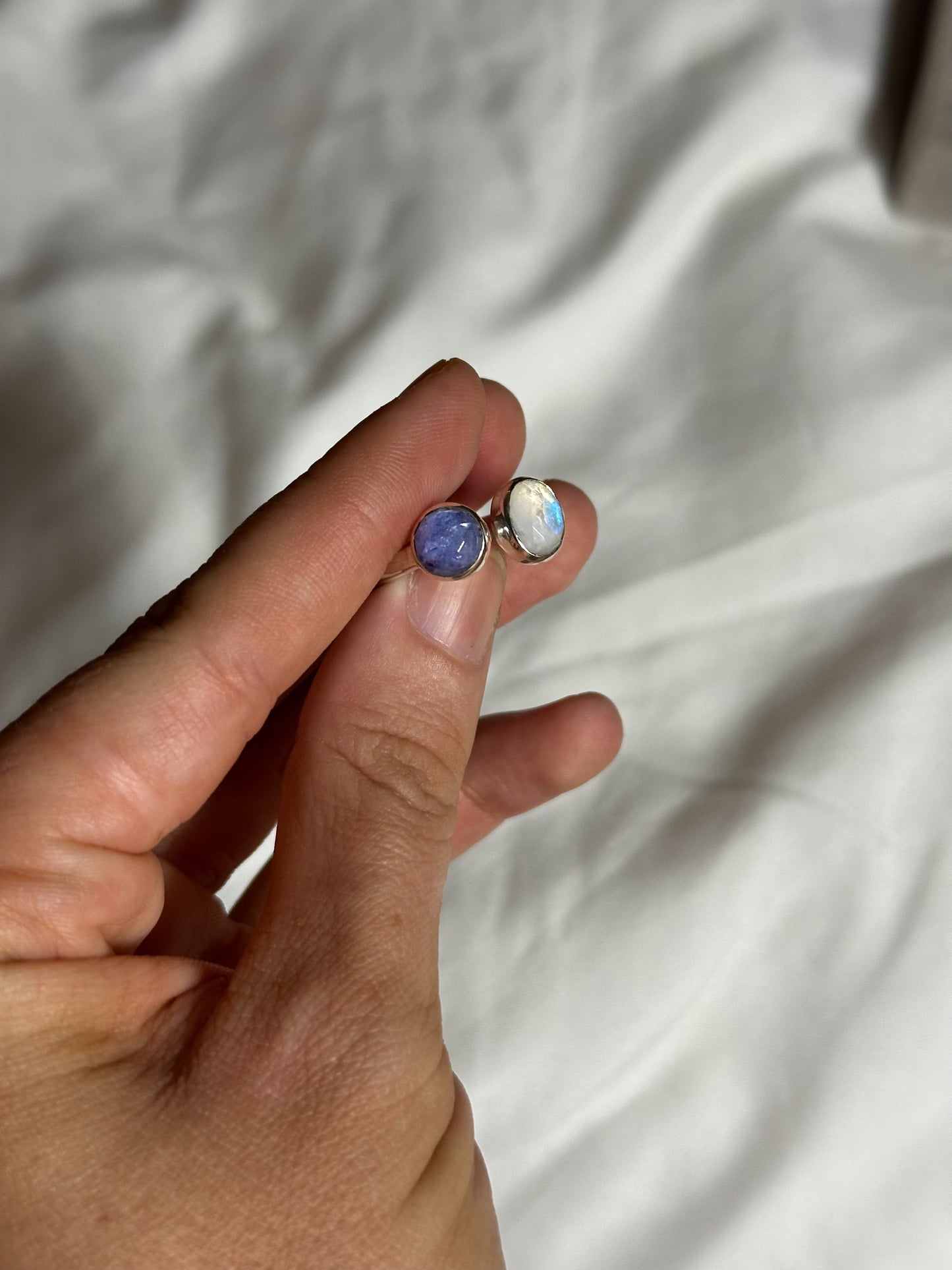 Tanzanite, Rainbow Moonstone | Size 9 - 10