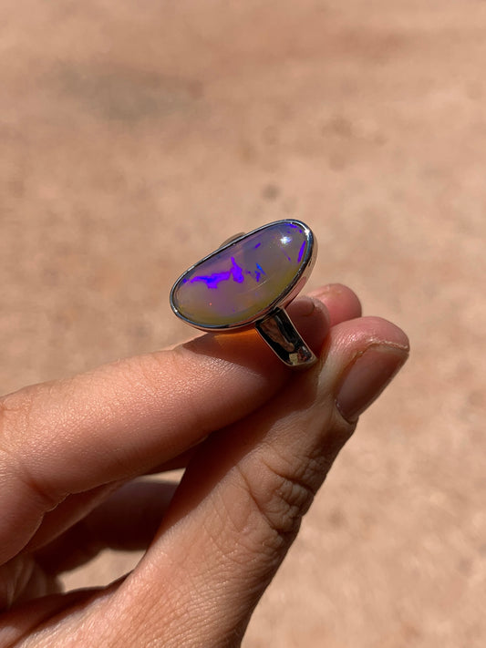 Dark Crystal Opal - size 7