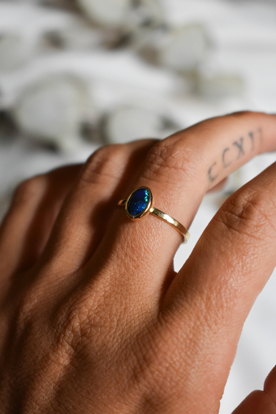 14K solid gold black Opal ring - size 8