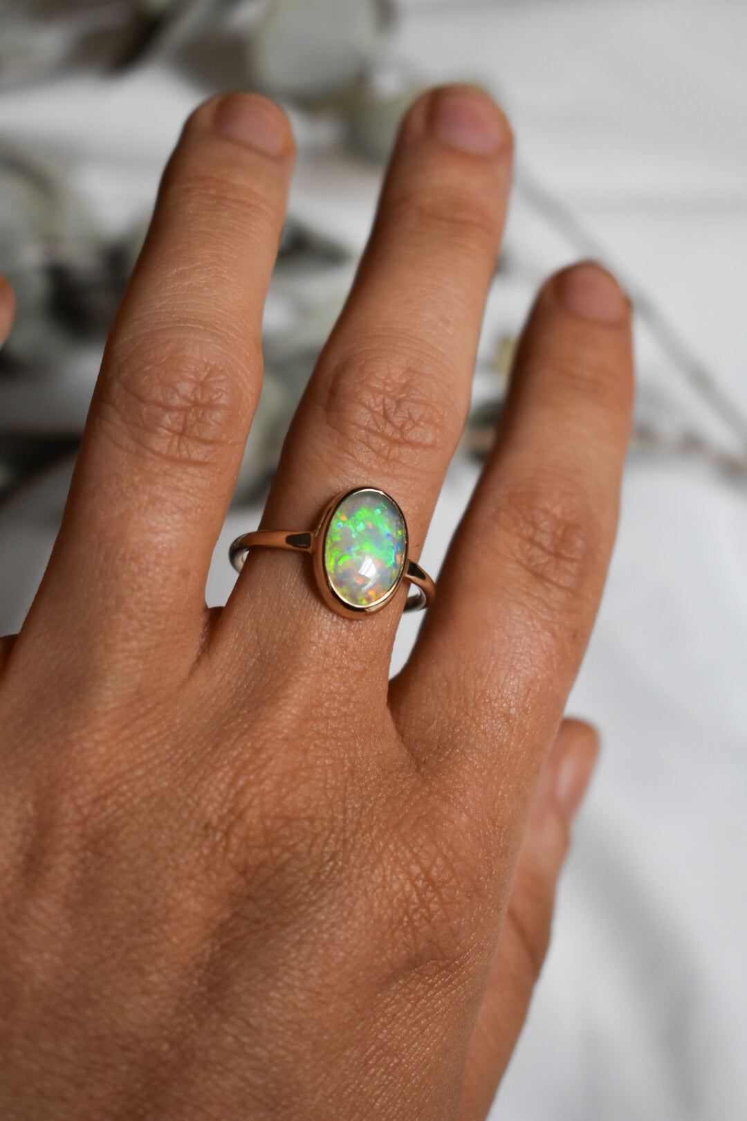 9K solid gold crystal Opal ring - size 9