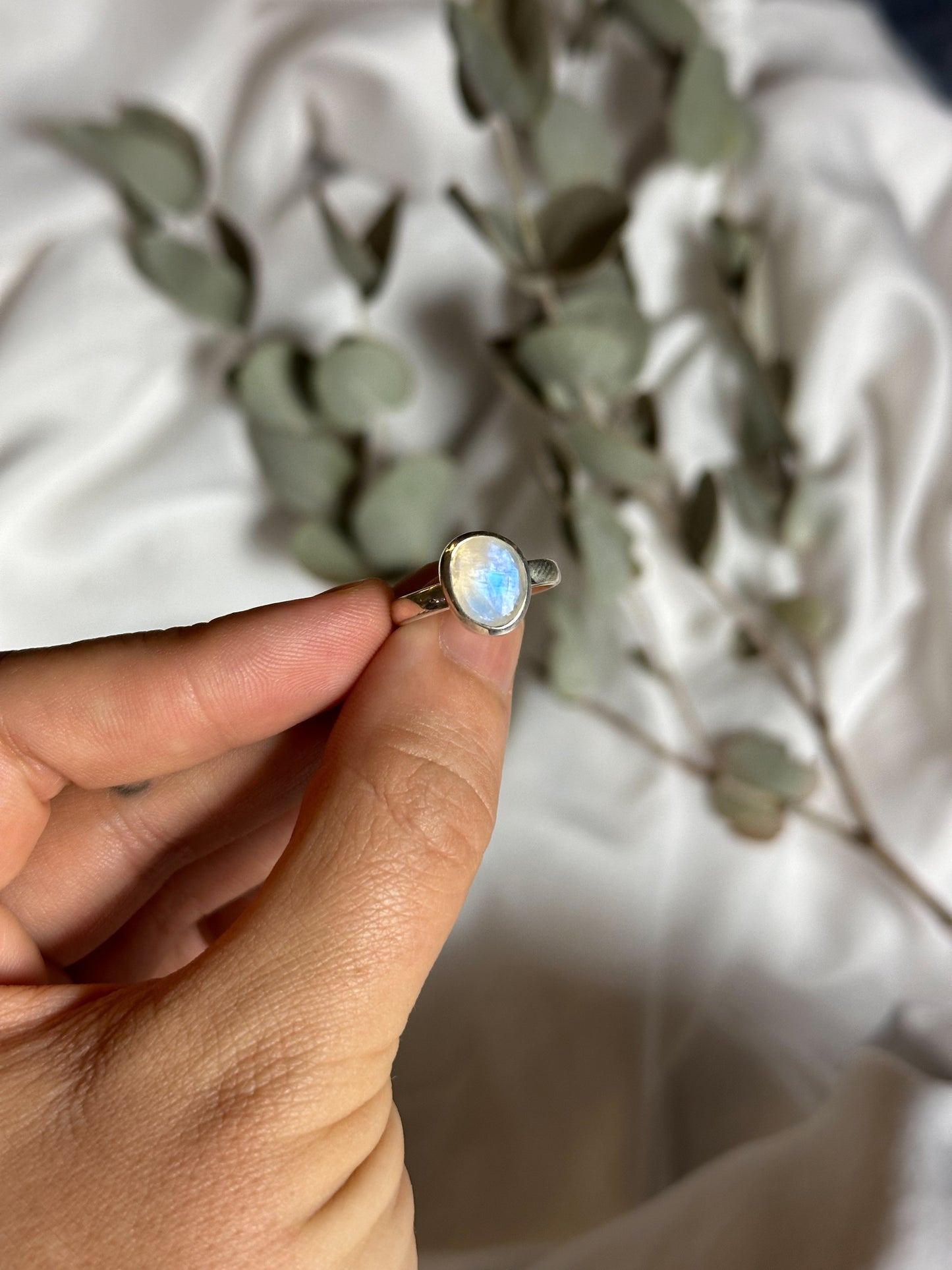 Rainbow Moonstone - size 6 | #2