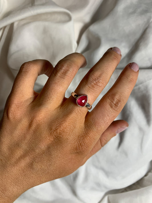 Pink Sapphire - Size 7 #1