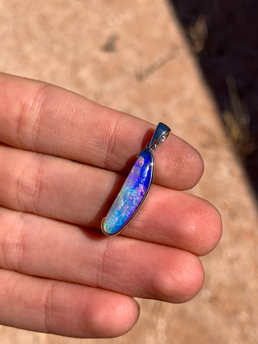 14k white gold Boulder Opal pendant