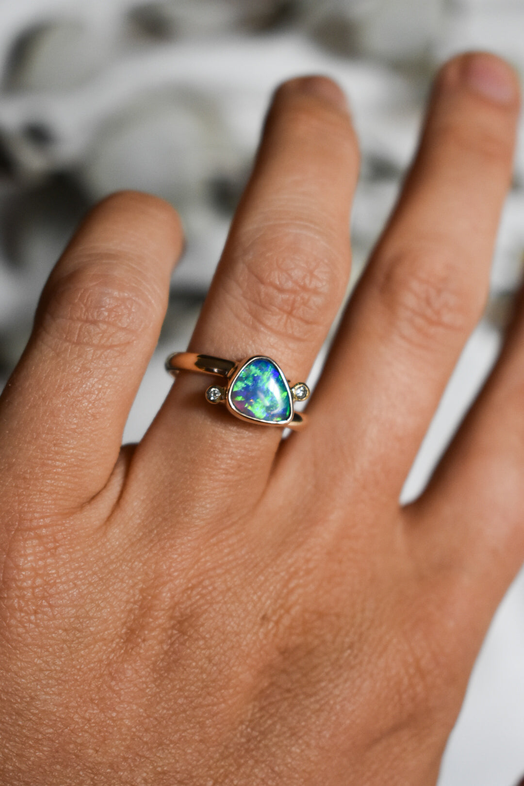 9K solid gold crystal Opal ring with diamonds - size 7