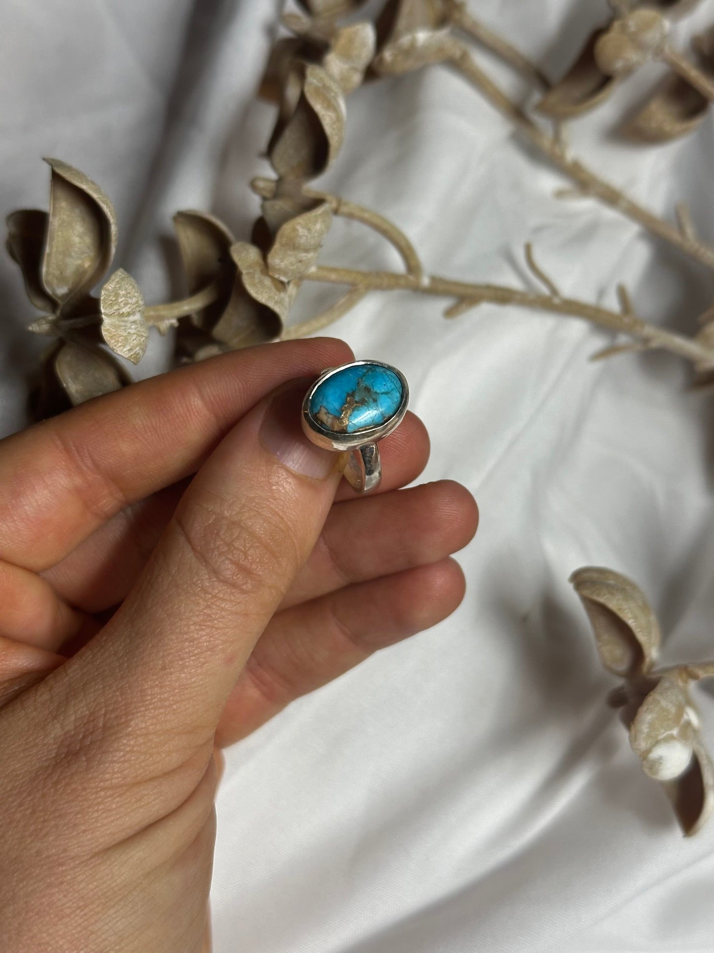 Oyster Turquoise - size 6