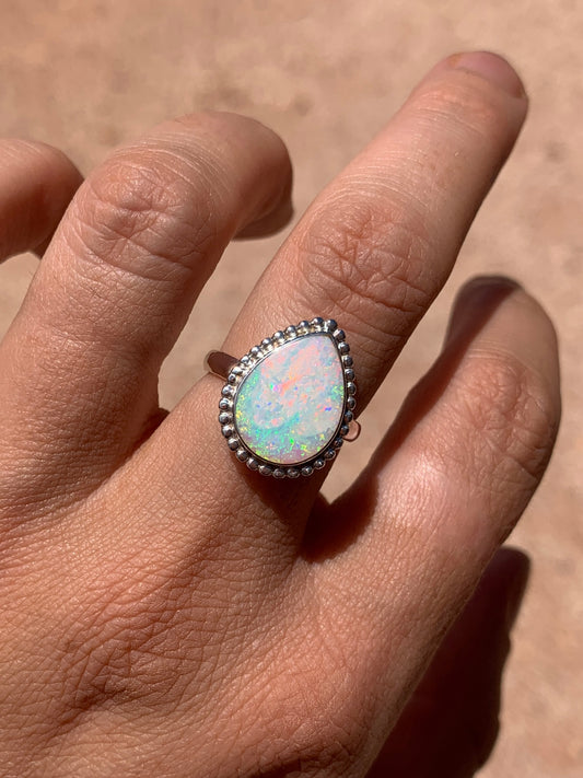 Pear Swirl Opal - size 6