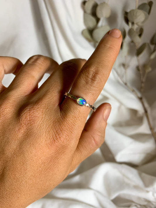 Opal with pressed beaded band - Size 10