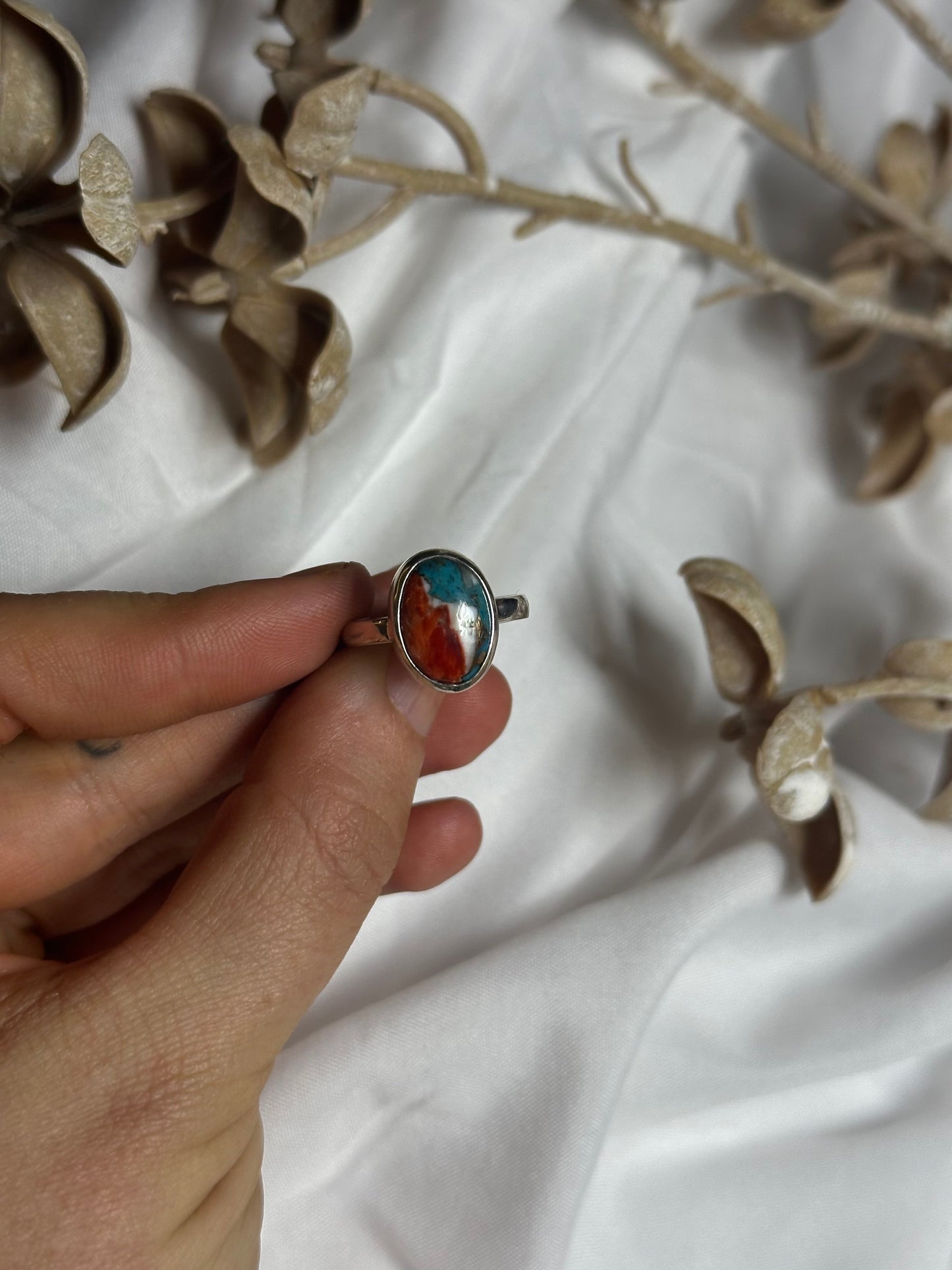 Oyster Turquoise - size 8