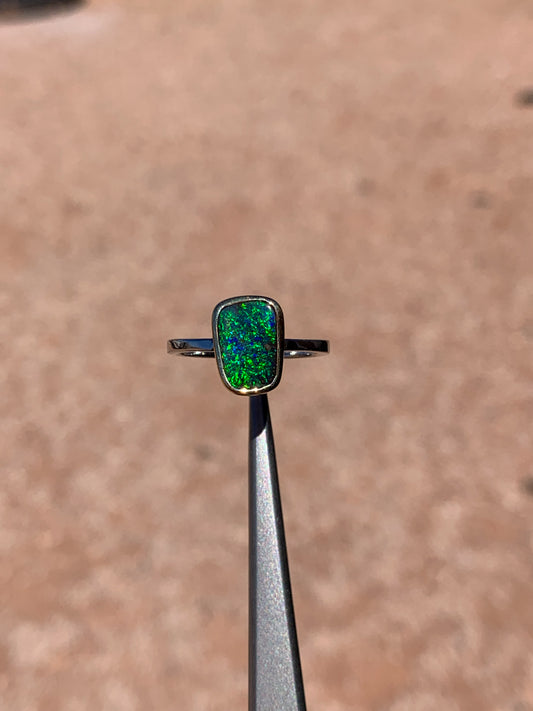 Boulder Opal 2 tone 9k yellow gold & 9k white gold - size 7