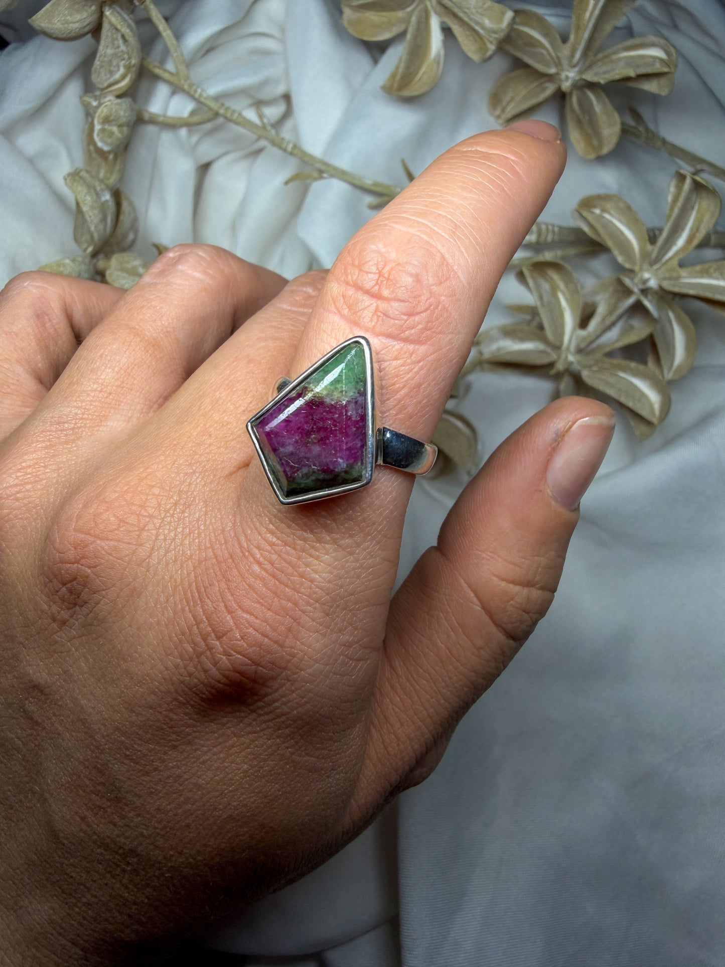 Ruby in Zoisite - size 8 - #1