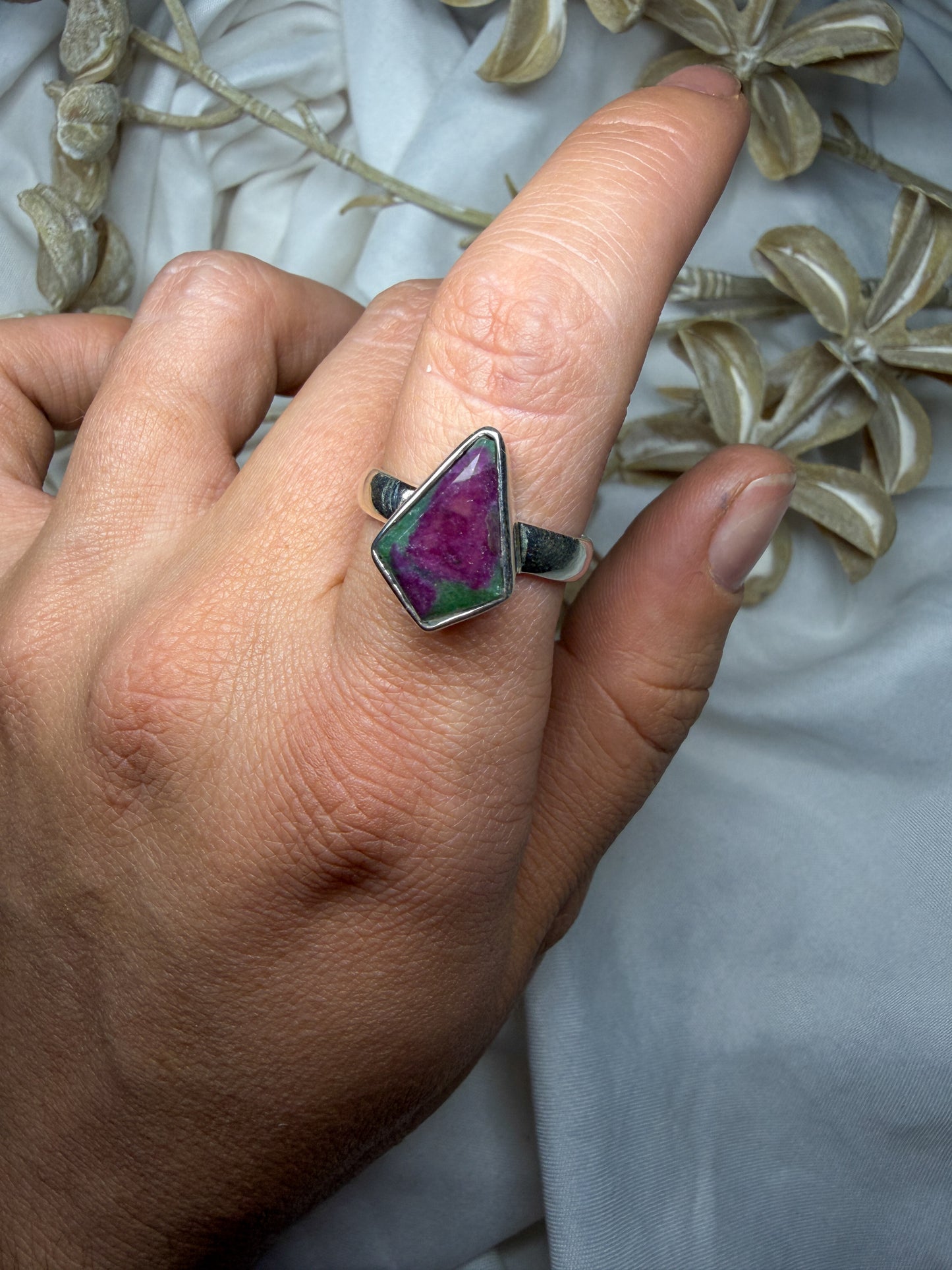 Ruby in Zoisite - size 8 - #3