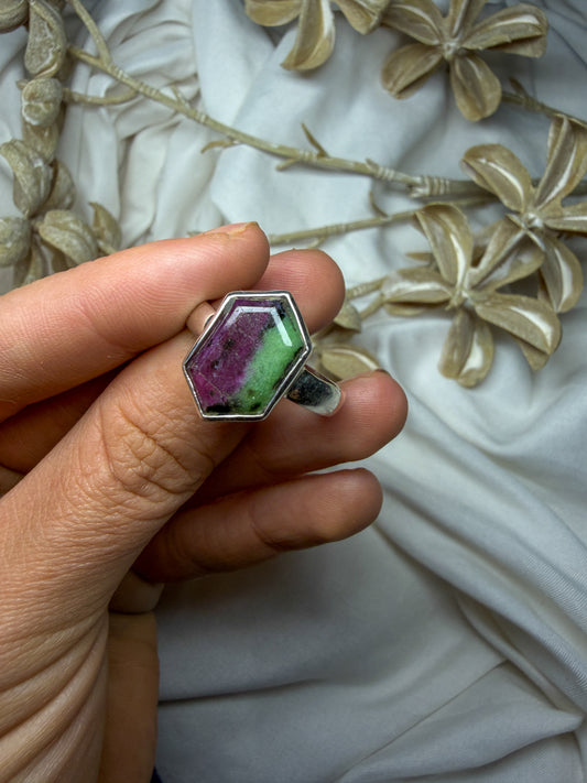 Ruby in Zoisite - size 11